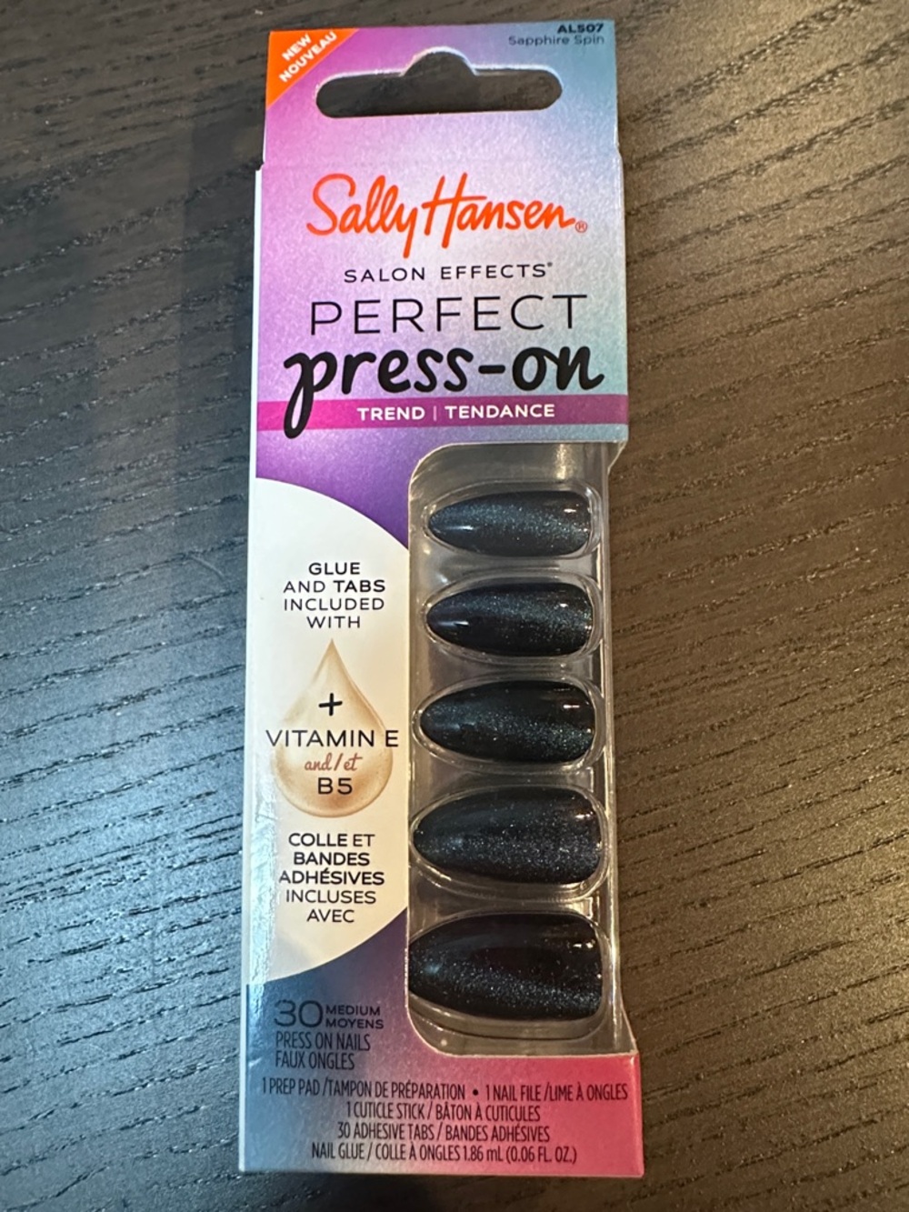 Sally Hansen Perfect Press-On Nails Sapphire Spin Medium 30ct Glue & Tabs New